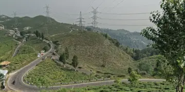 جموں و کشمیر کی پہاڑی سڑکیں غیر محفوظ قرار