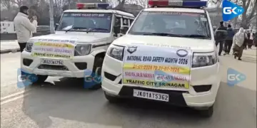 روڈ سیفٹی کو مضبوط بنانے کیلئے، ٹریفک پولیس کو 350 جدید گاڑیاں اور 685 باڈی کیمز ملے