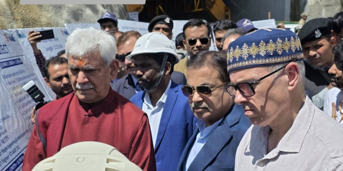 زو جیلا ٹنل کی بروقت پیش رفت ایک اہم سنگ میل، گڈکری، لیفٹیننٹ گورنر اور وزیر اعلیٰ کی تقریب میں شرکت