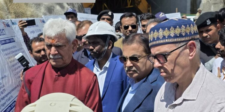 زو جیلا ٹنل کی بروقت پیش رفت ایک اہم سنگ میل، گڈکری، لیفٹیننٹ گورنر اور وزیر اعلیٰ کی تقریب میں شرکت