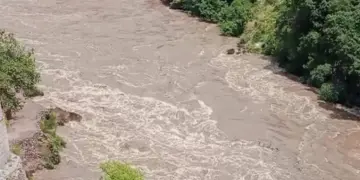 دریائے جہلم میں پانی کی سطح بلند، توی الرٹ سطح عبور کر گئی،سنگم اور رام منشی باغ میں سیلابی نشان عبور ہونے کا خدشہ