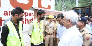 لیفٹیننٹ گورنرکا ننون پہلگام بیس کیمپ کا دورہ