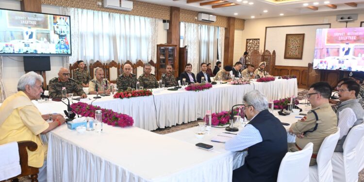 لیفٹیننٹ گورنر کی سینئر افسران کے ساتھ اعلیٰ سطحی میٹنگ، لاجسٹک اور حفاظتی اِنتظامات کا جامع جائزہ