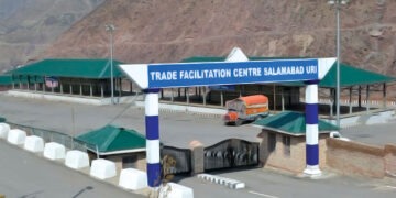 ایل او سی کے آر پار تجارت کا باب مکمل طور پر بند،اوڑی ٹریڈ سینٹر کی سہولیات سرحدی سیاحت میں تبدیلی کا فیصلہ